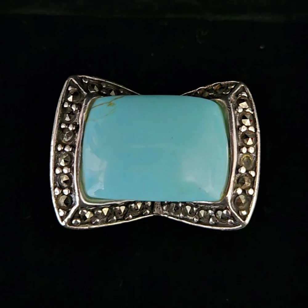 Elegant Silver and Turquoise Ring Size 6 - Picture 1 of 5
